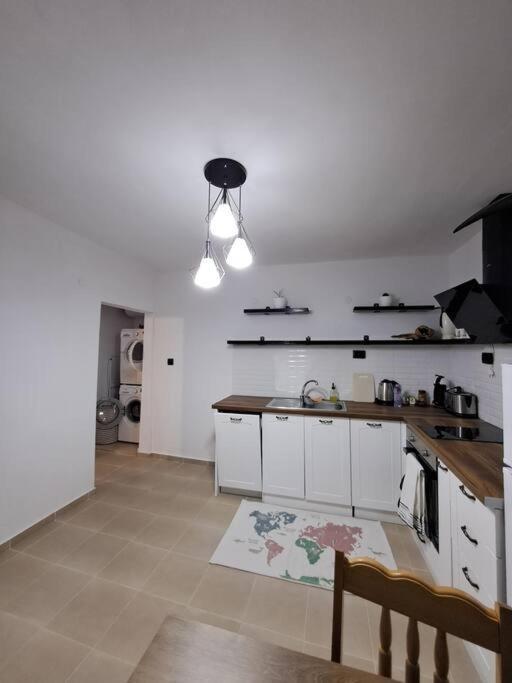 White House Apartments Haskovo Exterior photo